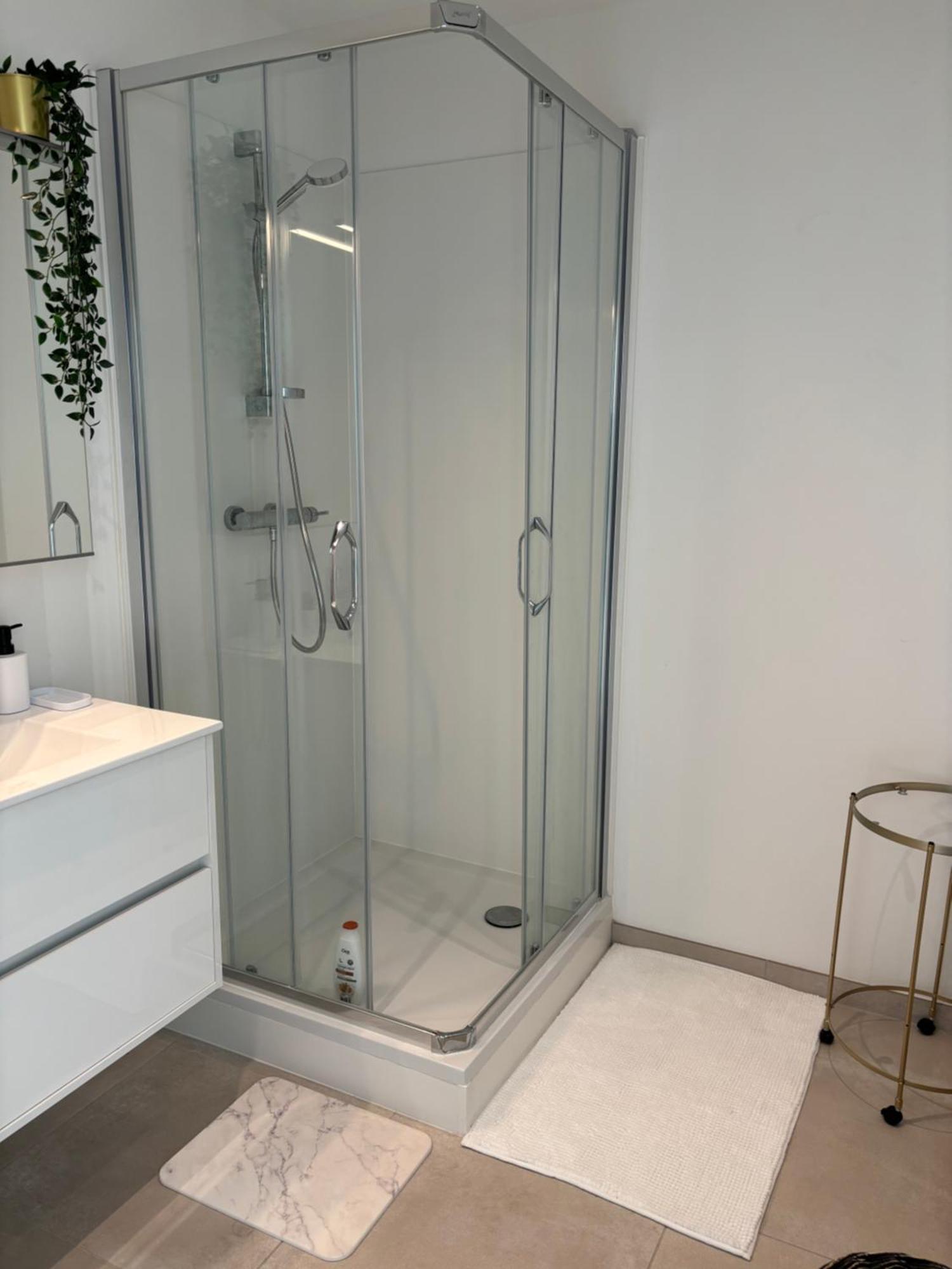 2 Bedrooms Luxury - Guillemins Apartment