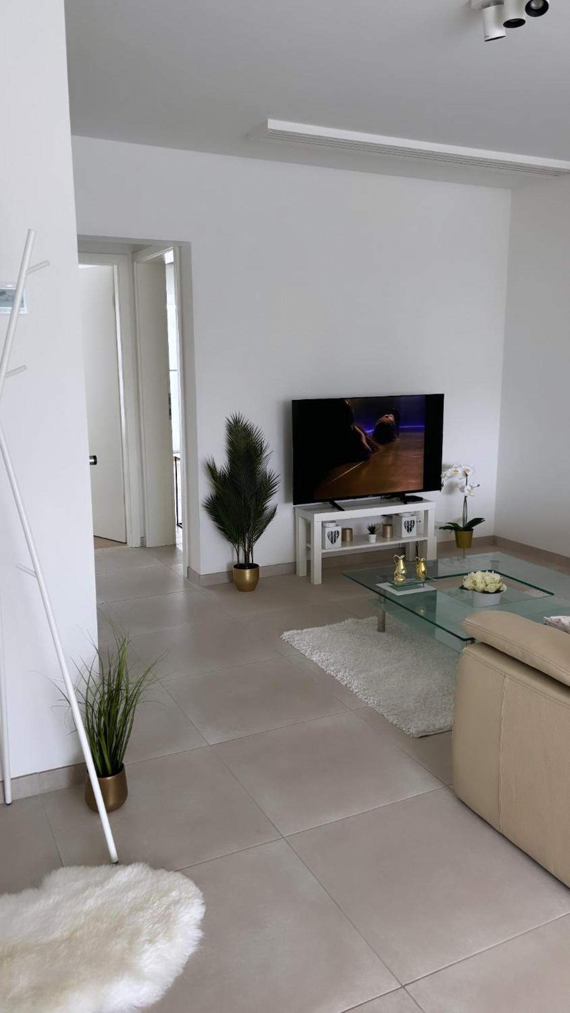 2 Bedrooms Luxury - Guillemins Lüttich